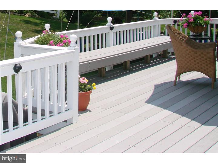 833 Good Drive Downingtown, PA 19335 - Photo 18 of 19 Deck