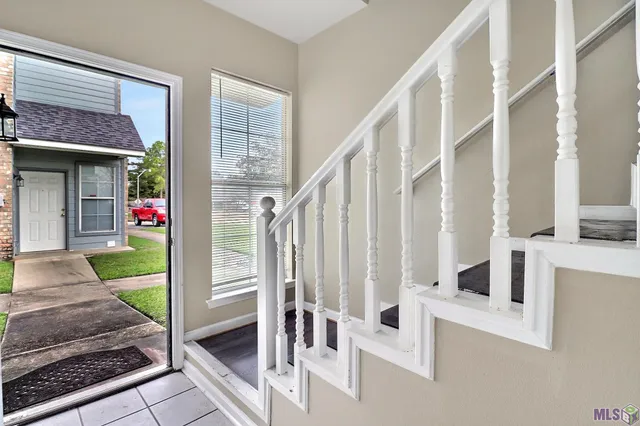 $1,129,000 | 678 Gloria Drive, Unit 10, Baton Rouge, LA 70819