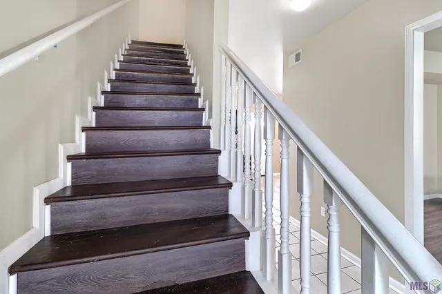 $1,129,000 | 678 Gloria Drive, Unit 10, Baton Rouge, LA 70819