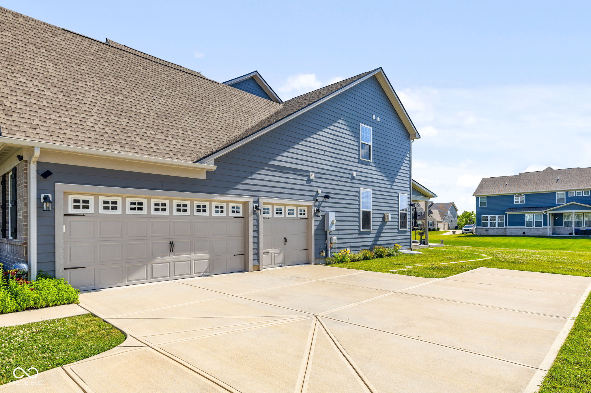 3981 Forbes Road Bargersville, IN 46106 - Photo 2 of 59