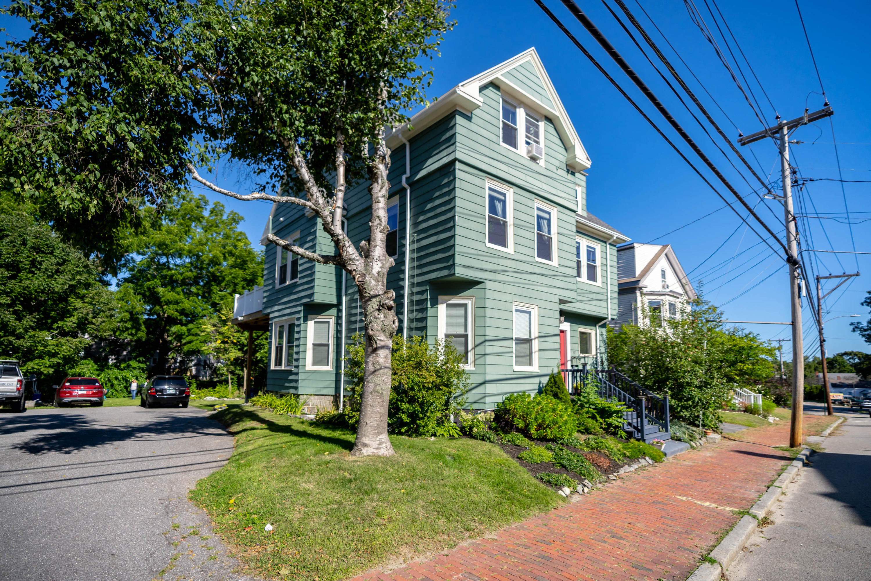 62 Ocean Avenue Portland, ME 04103 - Photo 3 of 38 1-Exterior-21