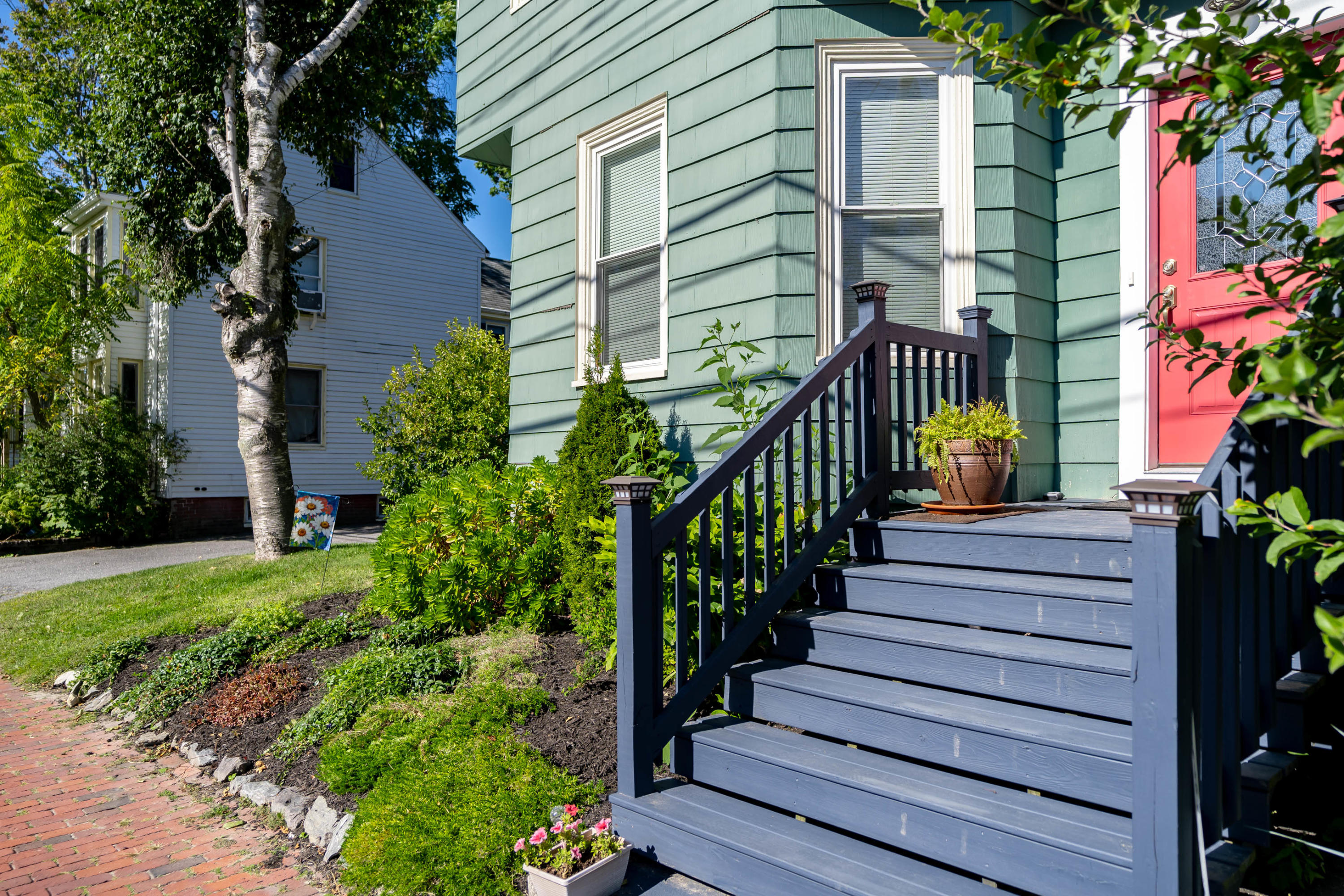 62 Ocean Avenue Portland, ME 04103 - Photo 4 of 38 1-Exterior-26