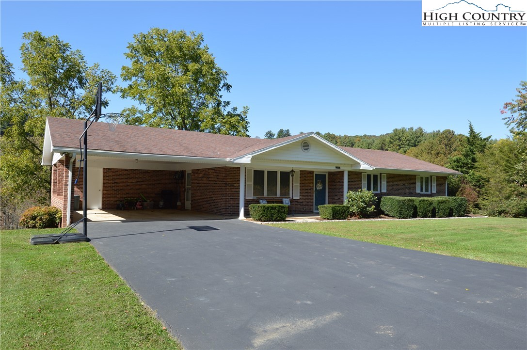 241 Pleasant Home Road Sparta, NC 28675 - Photo 2 of 46 Gallery Image 2