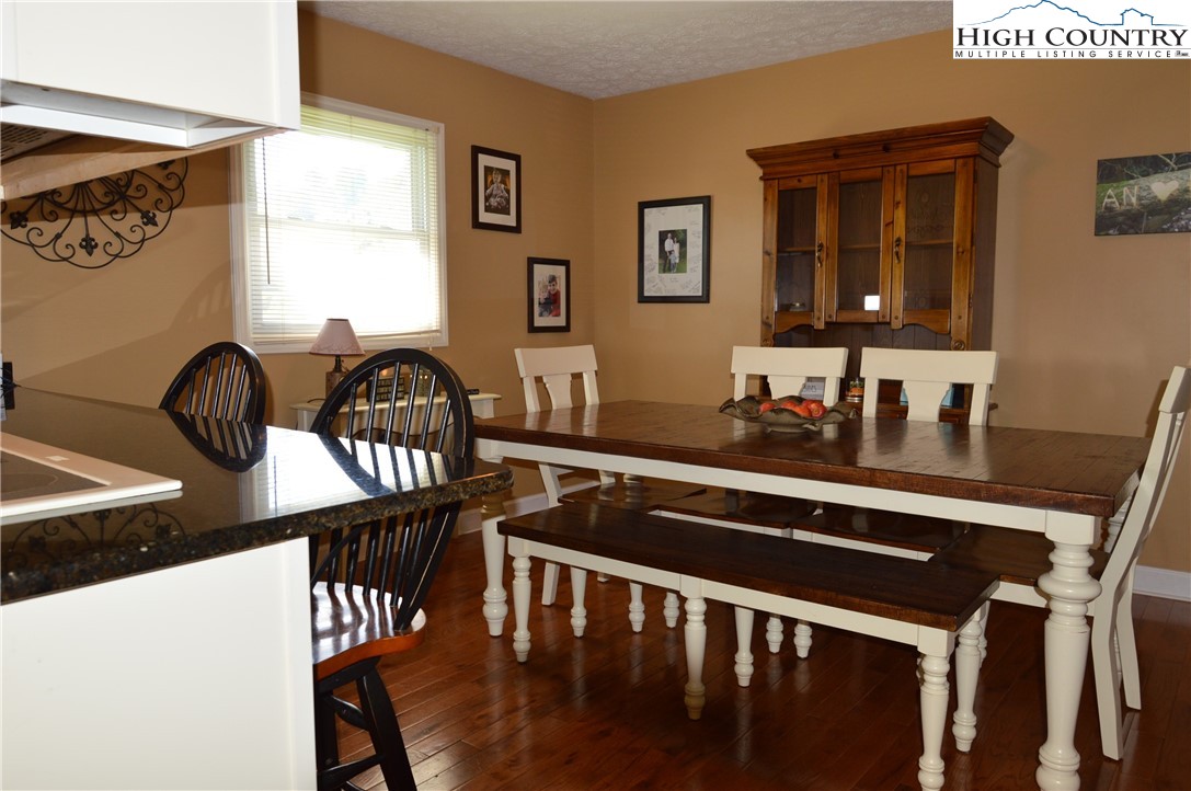241 Pleasant Home Road Sparta, NC 28675 - Photo 9 of 46 Gallery Image 9