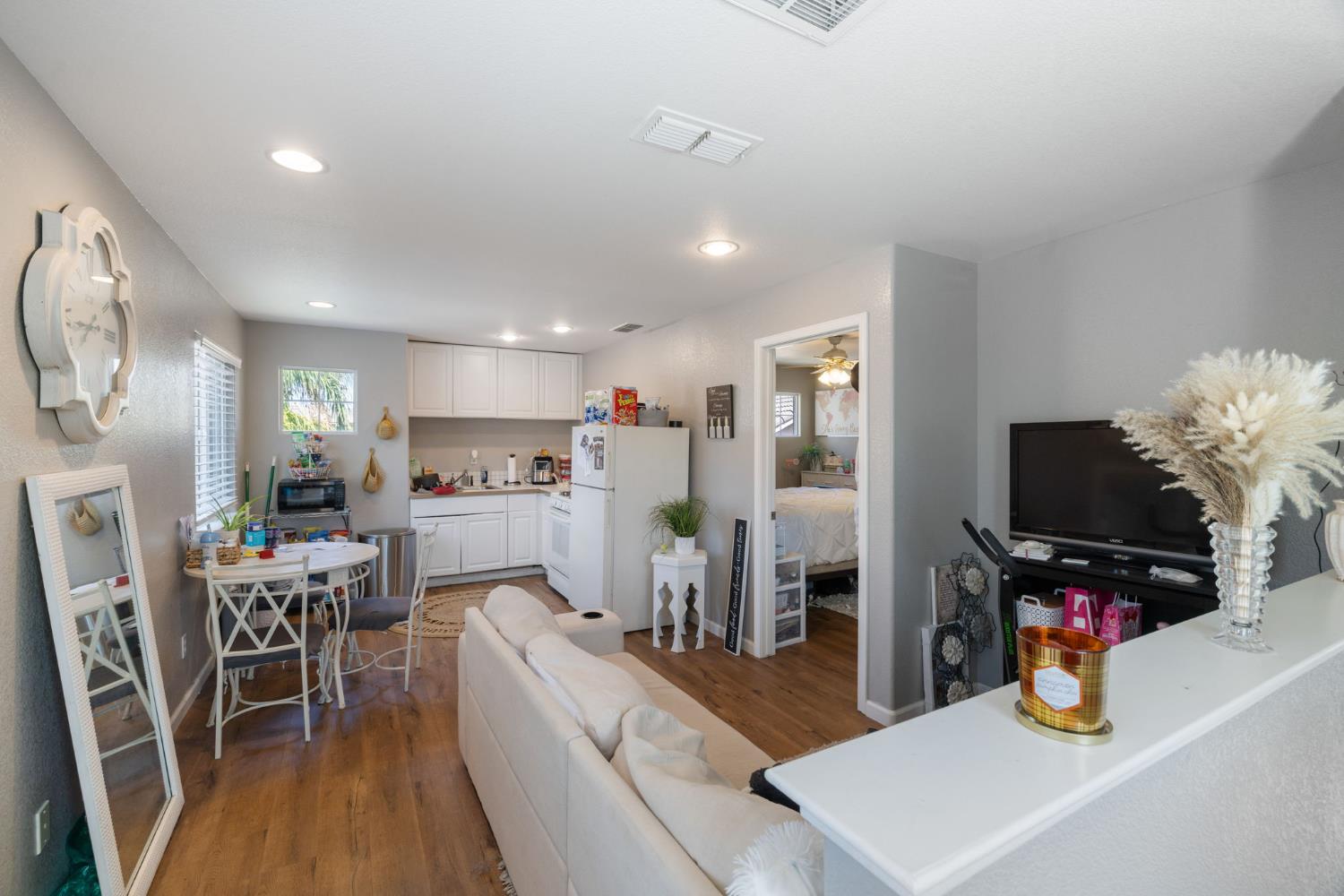 562 Ranger Street Oakdale, CA 95361 - Photo 49 of 63 Apartment (ADU) showing living area, dining space with kitchenette