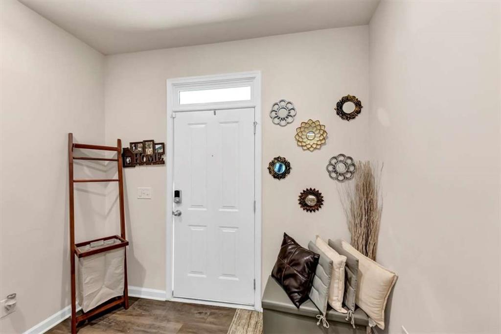 3737 Makeover Court Atlanta, GA 30349 - Photo 4 of 34 a view of bathroom
