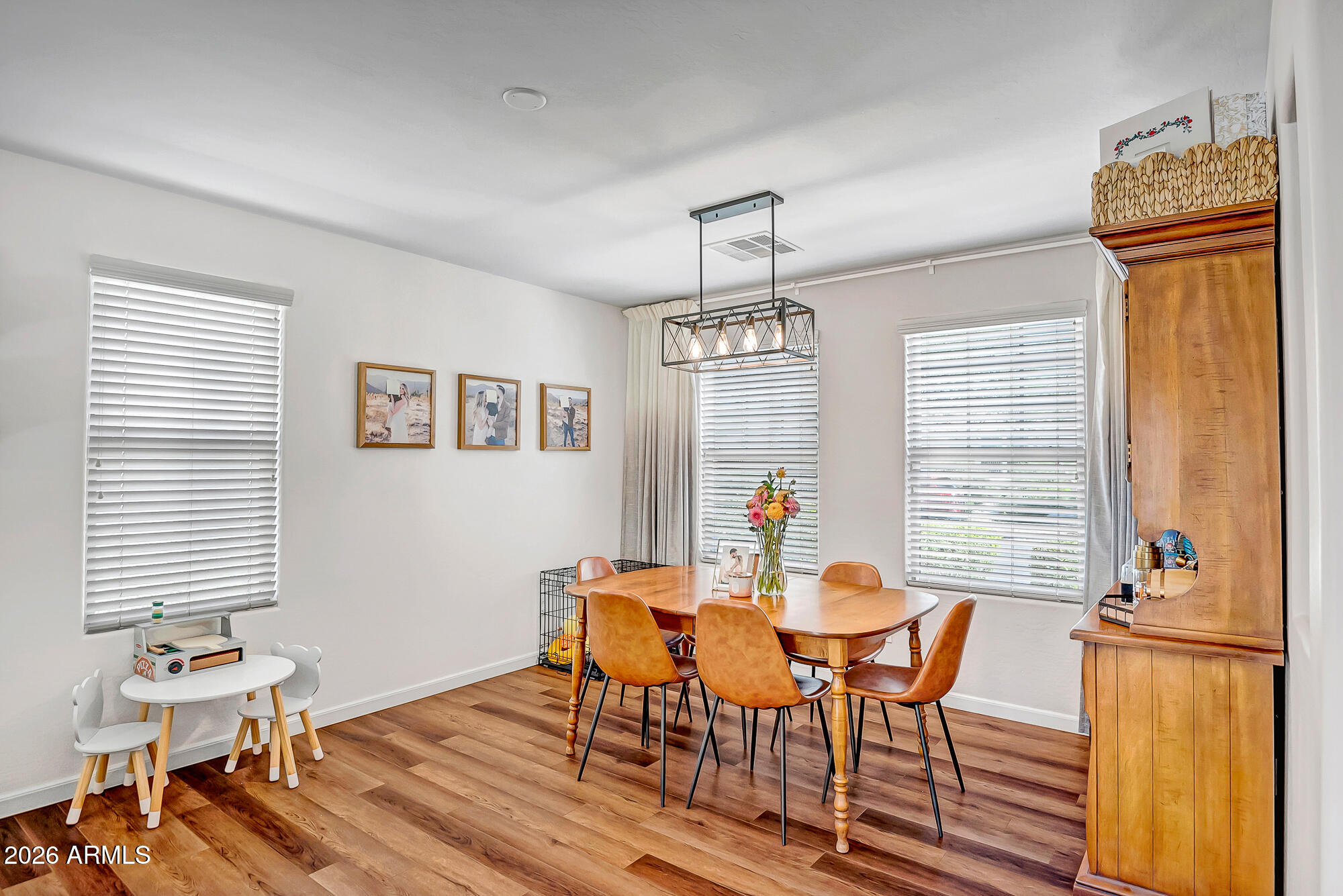 2563 East Bart Street Gilbert, AZ 85295 - Photo 13 of 28