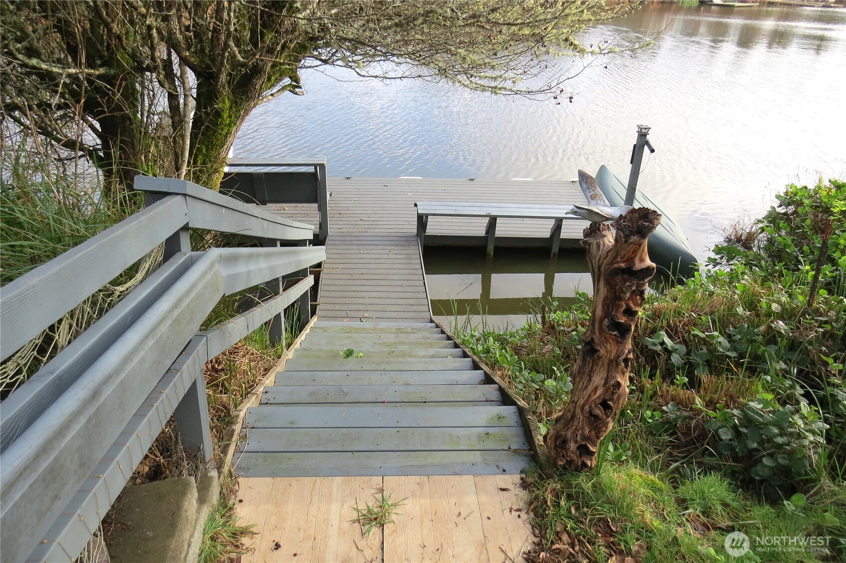 636 Weatherwax Loop Northeast Ocean Shores, WA 98569 - Photo 11 of 32 a view of entryway and hall