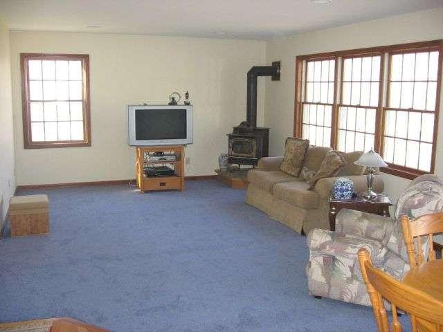 69 Maxwell Road Latham, NY 12110 - Photo 3 of 6 Photo 3