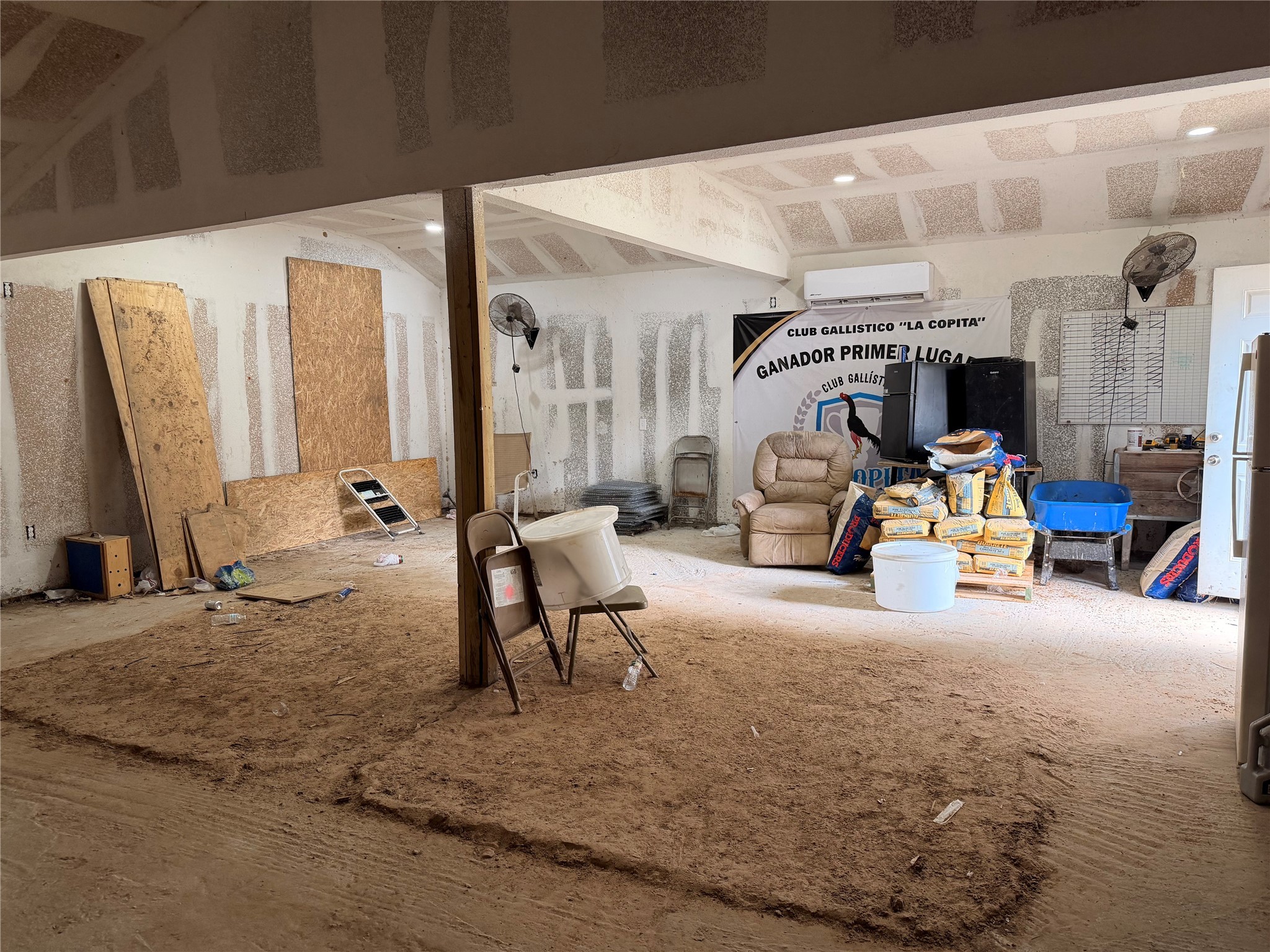 62 Short Leaf Drive Huffman, TX 77336 - Photo 10 of 33 a view of living room with furniture and a couch