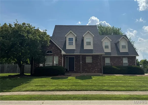 $365,000 | 8 Dunlap Cove Court South, Edwardsville, IL 62025