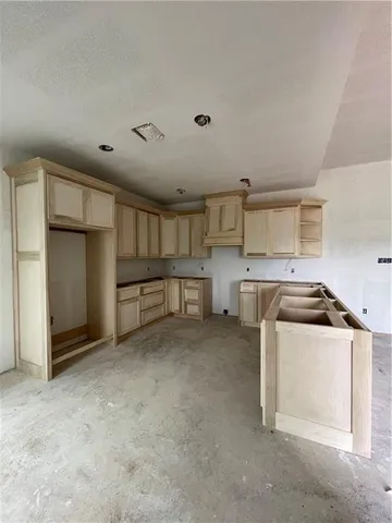 $325,000 | 412 East Hunt Street, Bremond, TX 76629