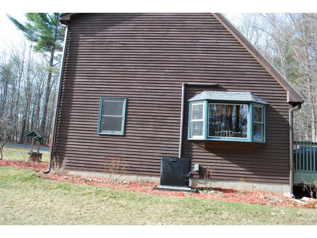 284 Dudley Road Alton, NH 03809 - Photo 3 of 32