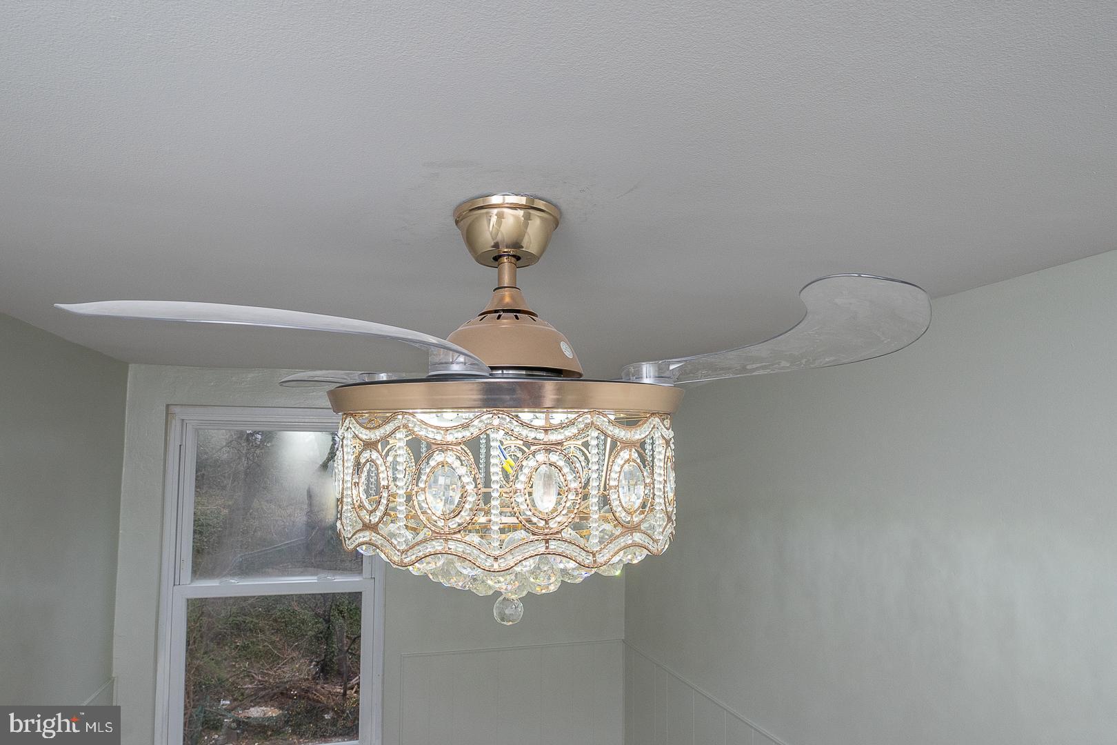 121 Ashton Road Upper Darby, PA 19082 - Photo 35 of 75