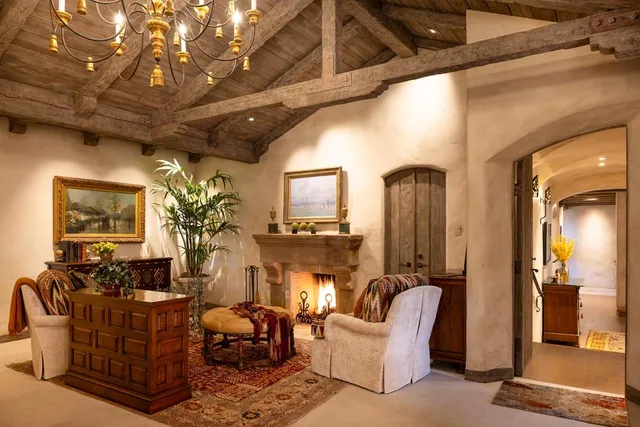 a view of entryway and hall