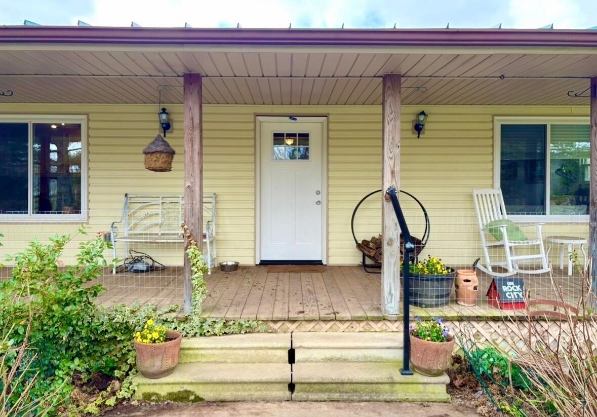 2208 Poe Road Soddy Daisy, TN 37379 - Photo 4 of 64 IMG_0345