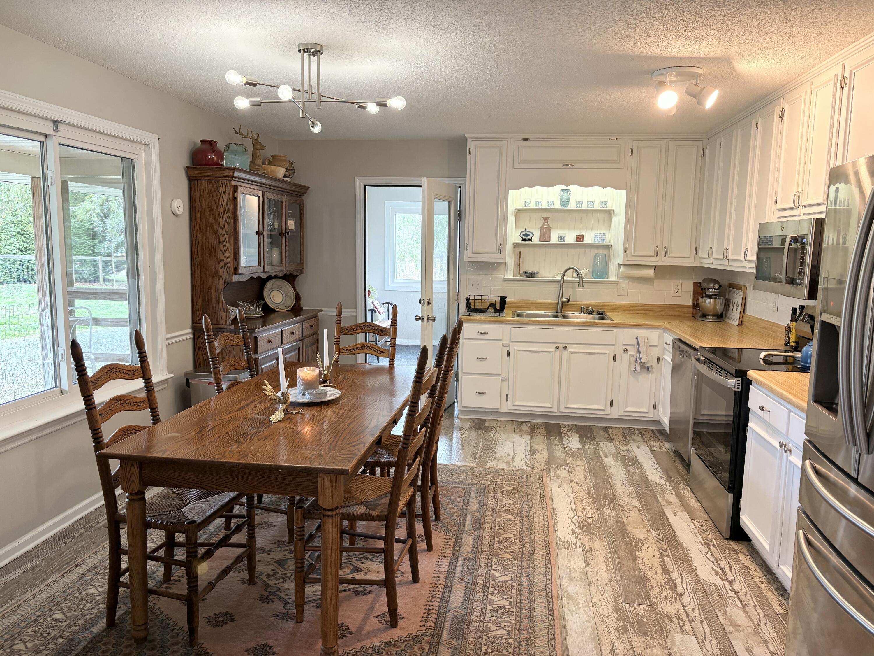 2208 Poe Road Soddy Daisy, TN 37379 - Photo 9 of 64 IMG_0337