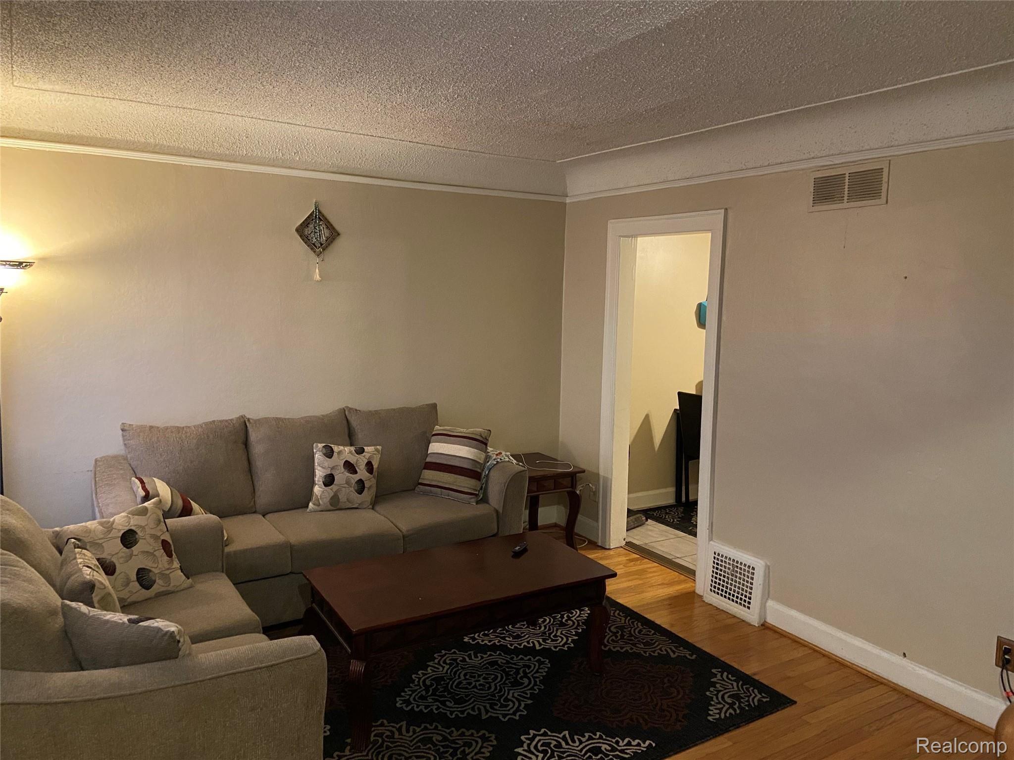 6262 Schaefer Road Dearborn, MI 48126 - Photo 2 of 13 2A18A835-8827-43D5-920D-925C1601182C.jpeg