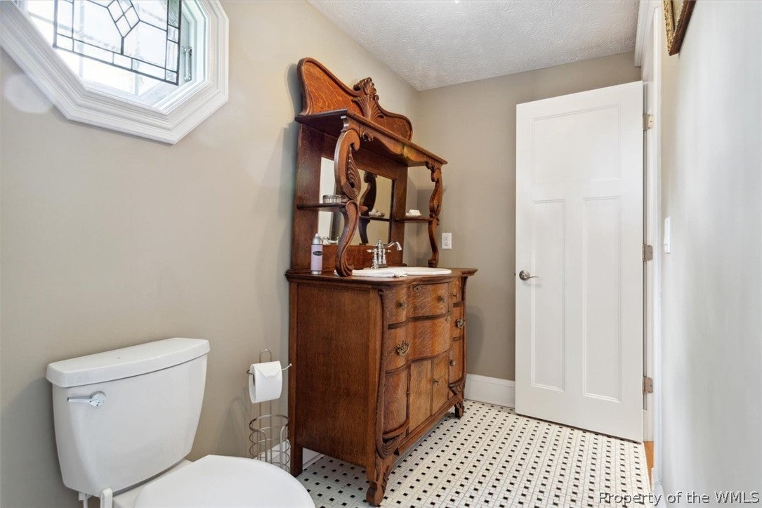 341 Syms Street Hampton, VA 23669 - Photo 18 of 46 Gallery Image 18