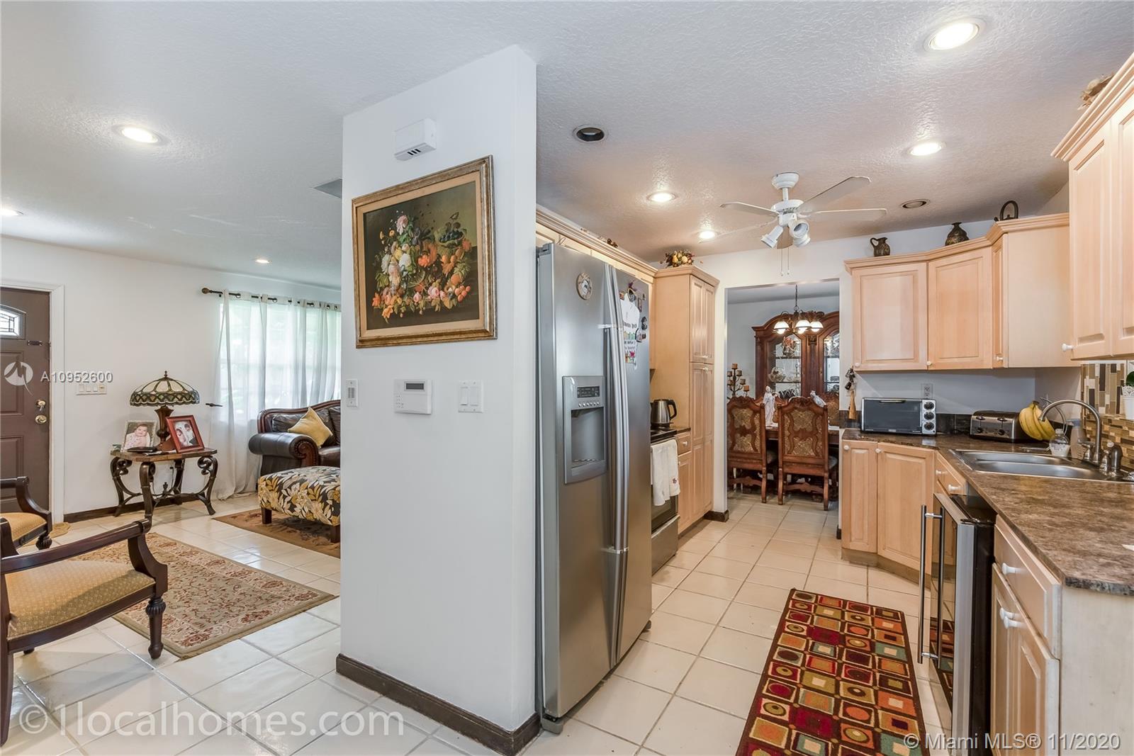 12901 Southwest 148th Terrace Road Miami, FL 33186 - Photo 5 of 25 Gallery Image 5