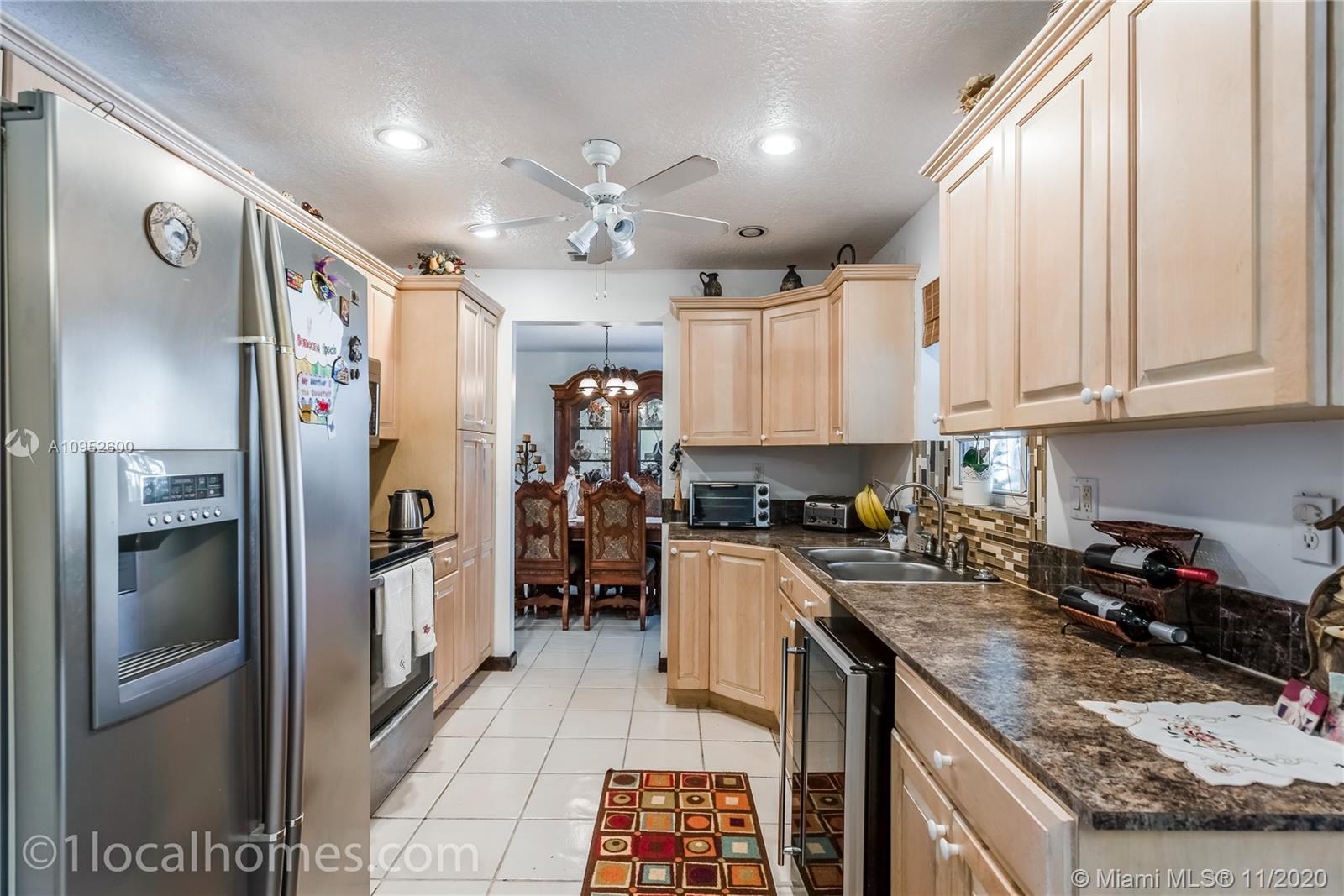 12901 Southwest 148th Terrace Road Miami, FL 33186 - Photo 9 of 25 Gallery Image 9