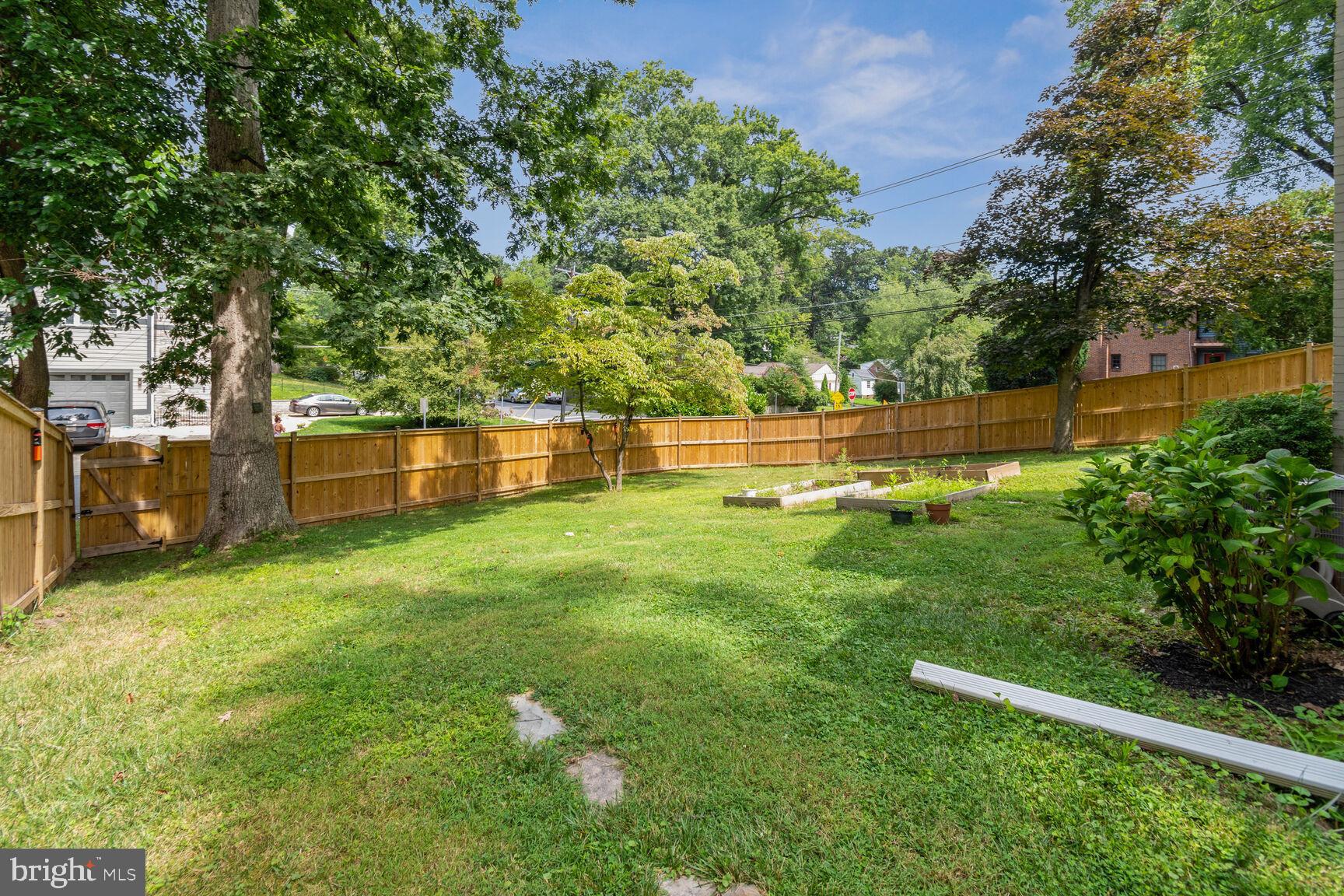 10228 Edgewood Avenue Silver Spring, MD 20901 - Photo 27 of 30 Gallery Image 27