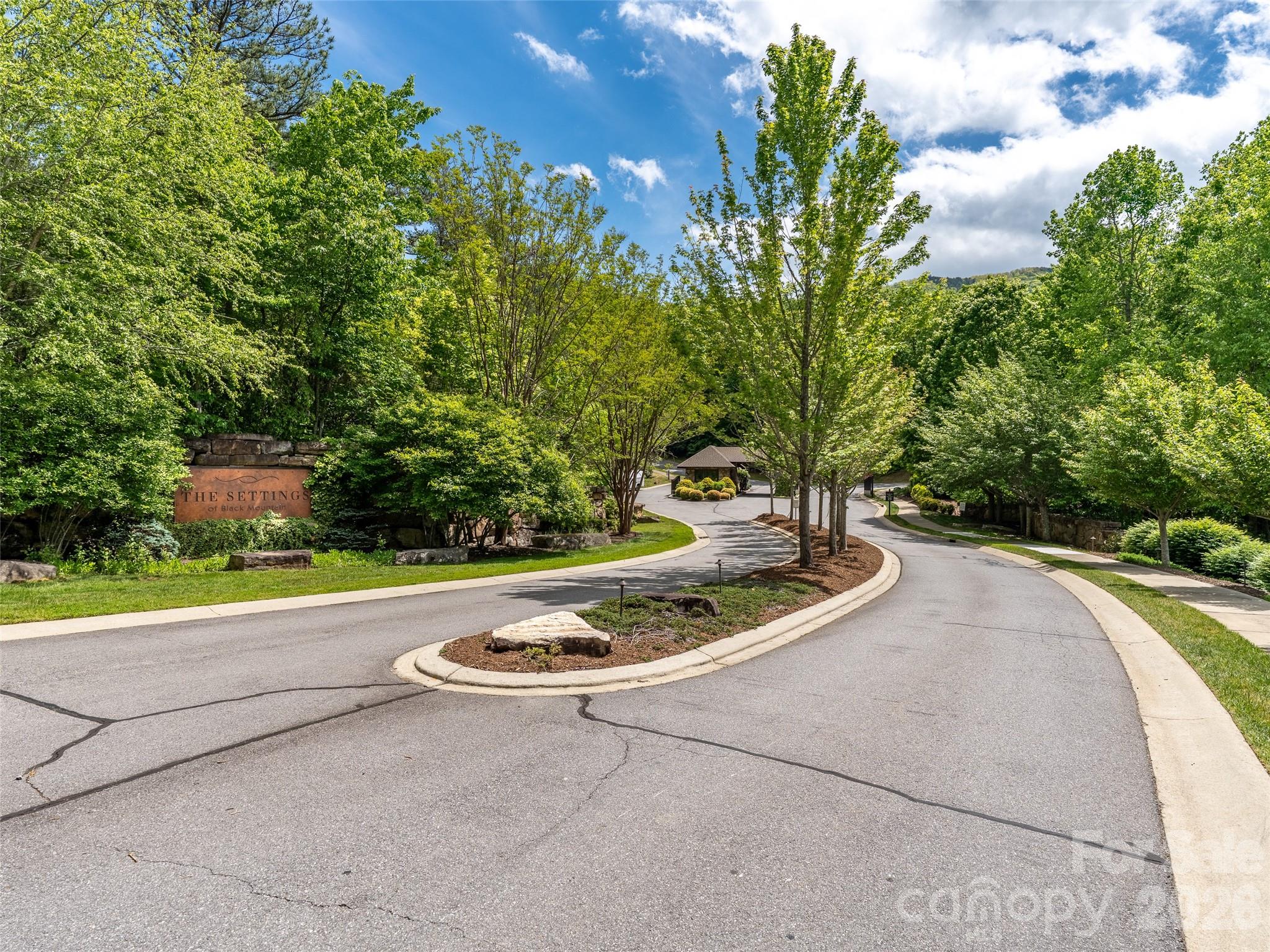 9 Crockett Ridge Road Black Mountain, NC 28711 - Photo 13 of 17