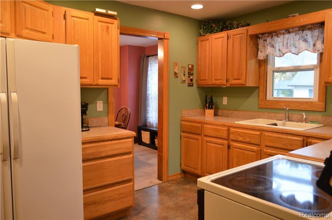 10115 Lapeer Road Davison, MI 48423 - Photo 17 of 24 DSC_0045.JPG