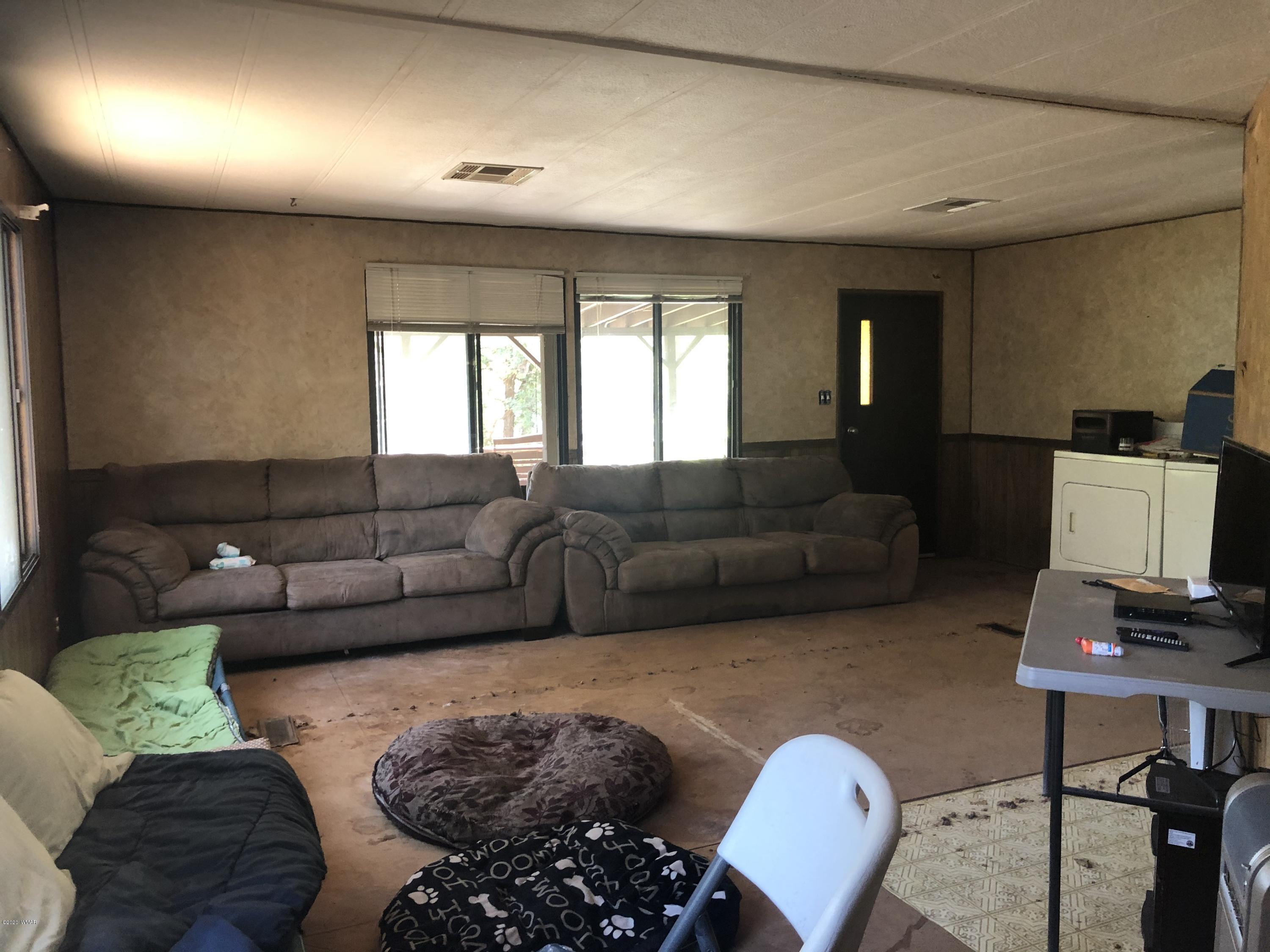 4590 Larkspur Road Show Low, AZ 85901 - Photo 6 of 15 Gallery Image 6