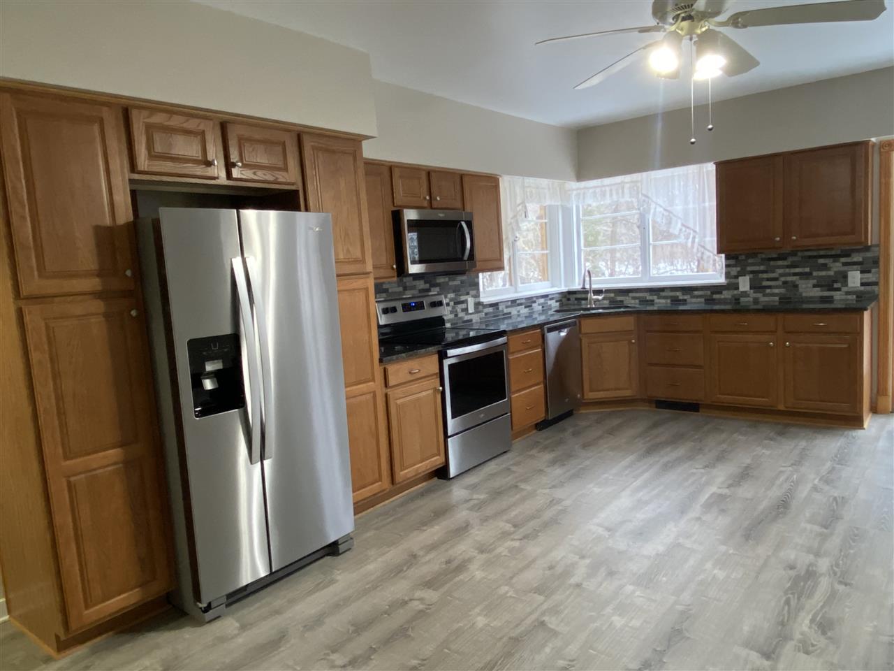 901 Raymond Road Owosso, MI 48867 - Photo 17 of 71 50003460-16.JPG
