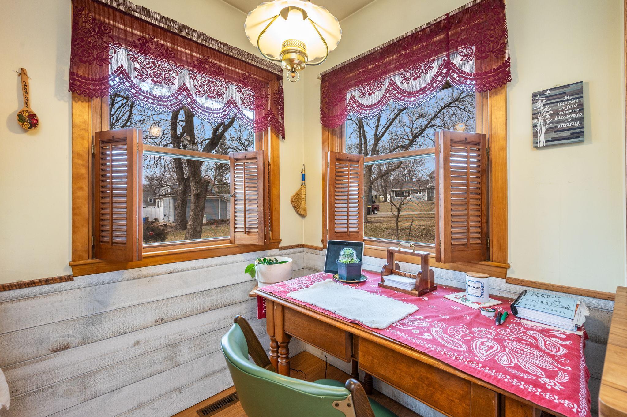 1532 4th Avenue Windom, MN 56101 - Photo 12 of 26