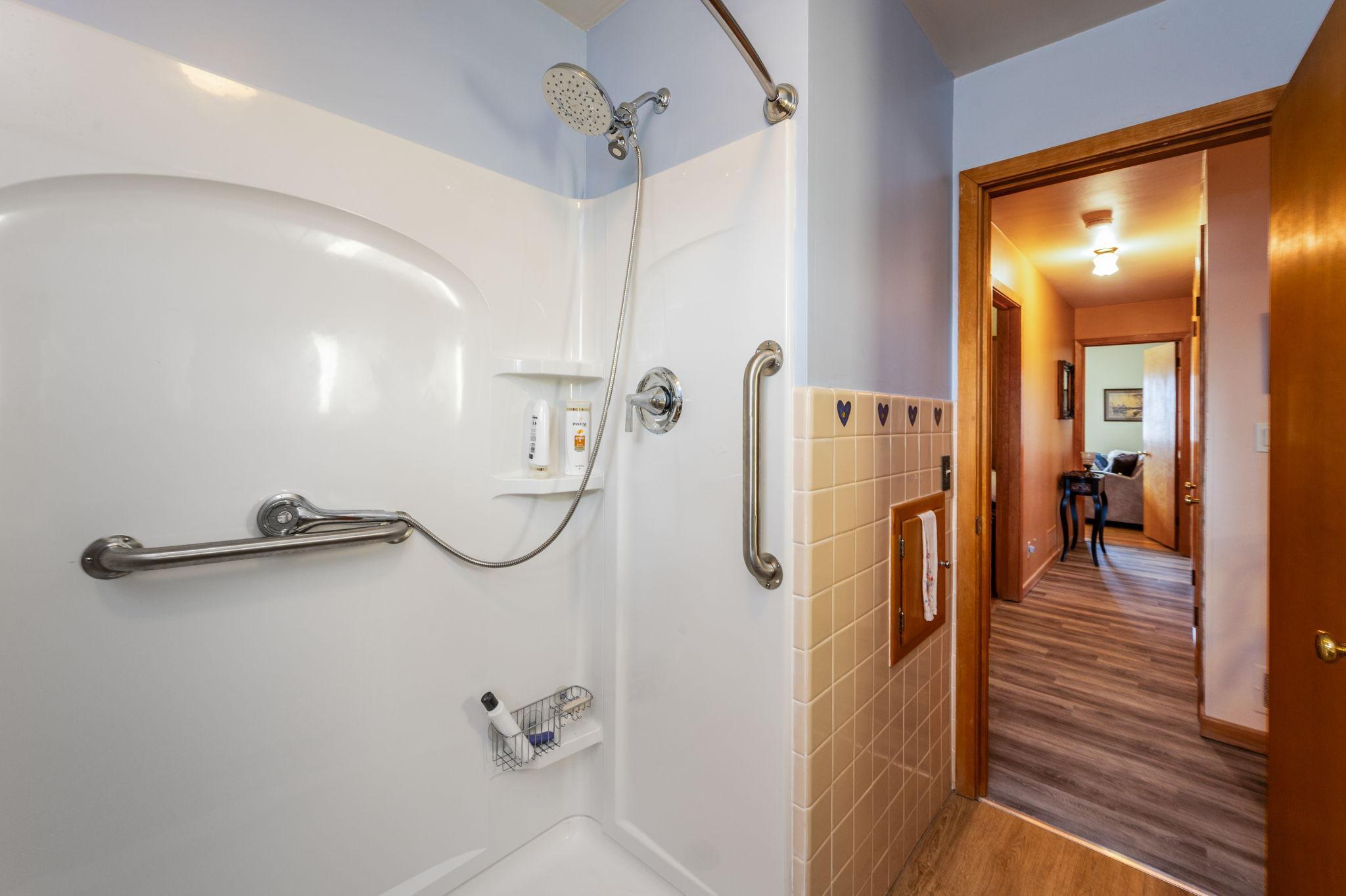 1532 4th Avenue Windom, MN 56101 - Photo 16 of 26