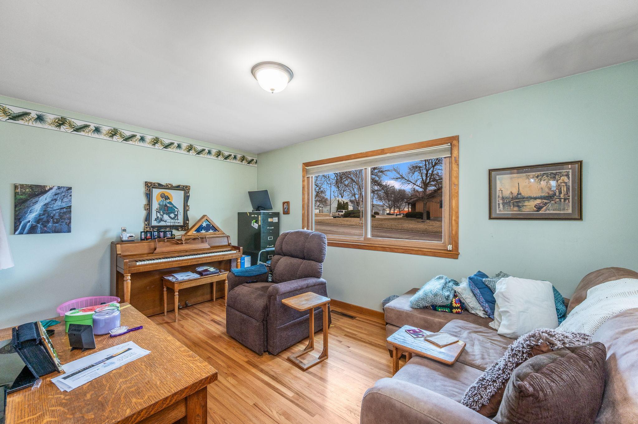 1532 4th Avenue Windom, MN 56101 - Photo 17 of 26