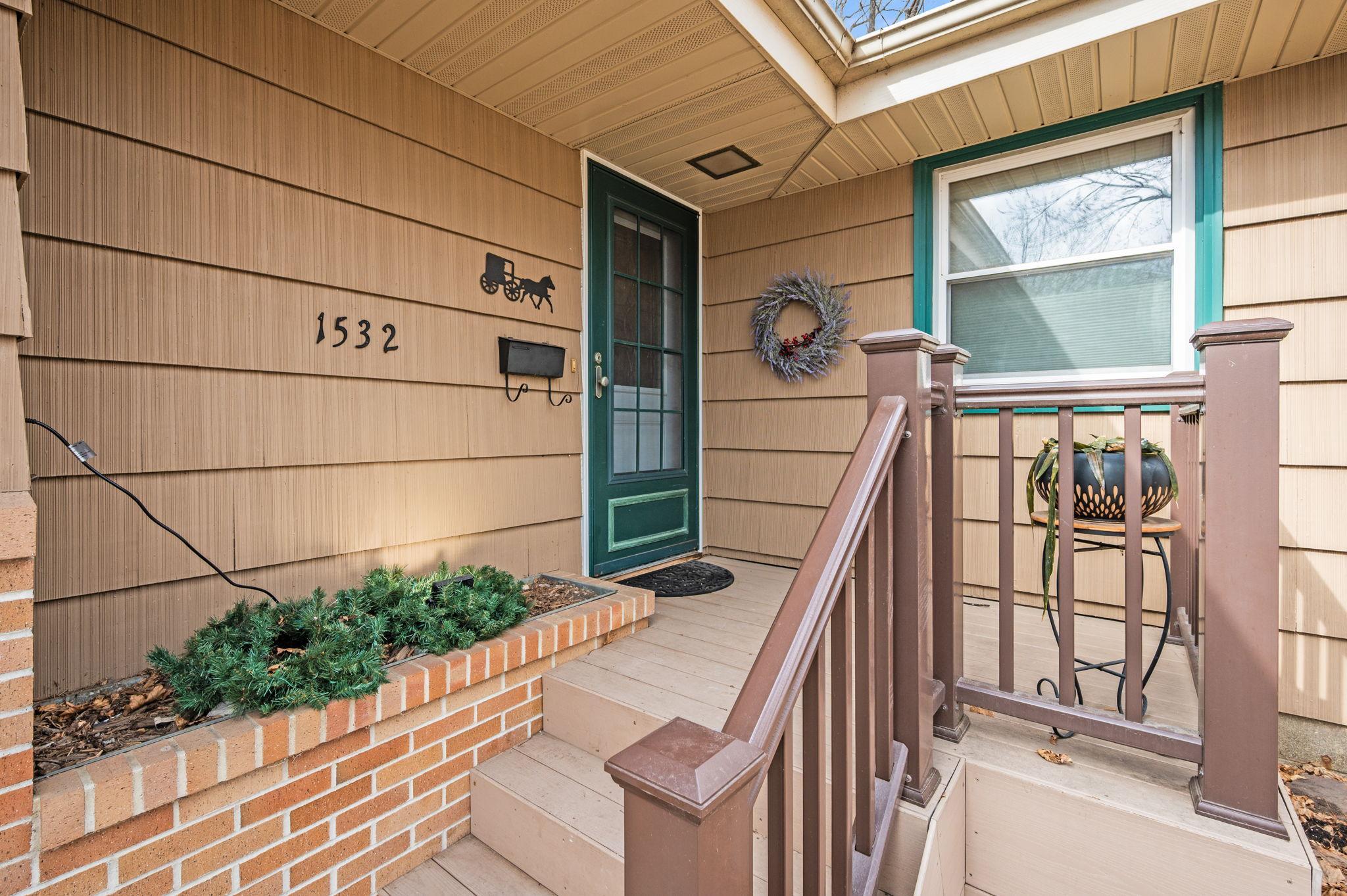 1532 4th Avenue Windom, MN 56101 - Photo 3 of 26