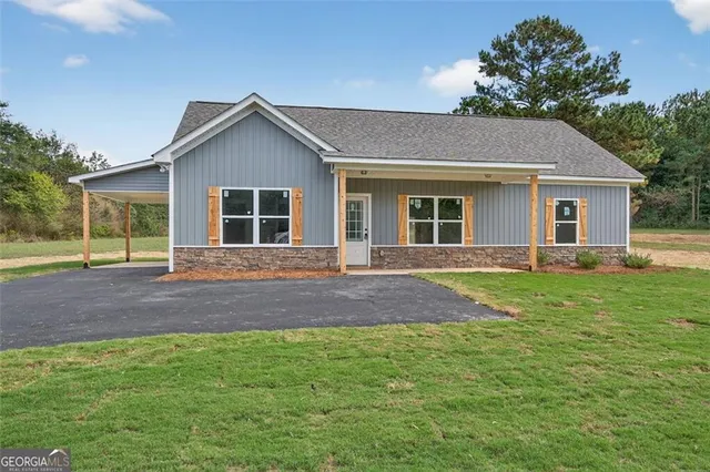 $344,900 | 525 Grogan Road, Buchanan, GA 30113