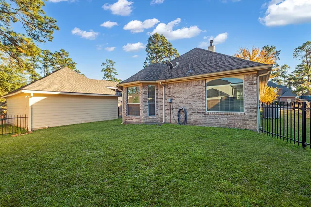 $2,750 | 35 West Pines Drive, Montgomery, TX 77356