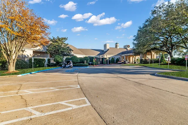 $2,750 | 35 West Pines Drive, Montgomery, TX 77356