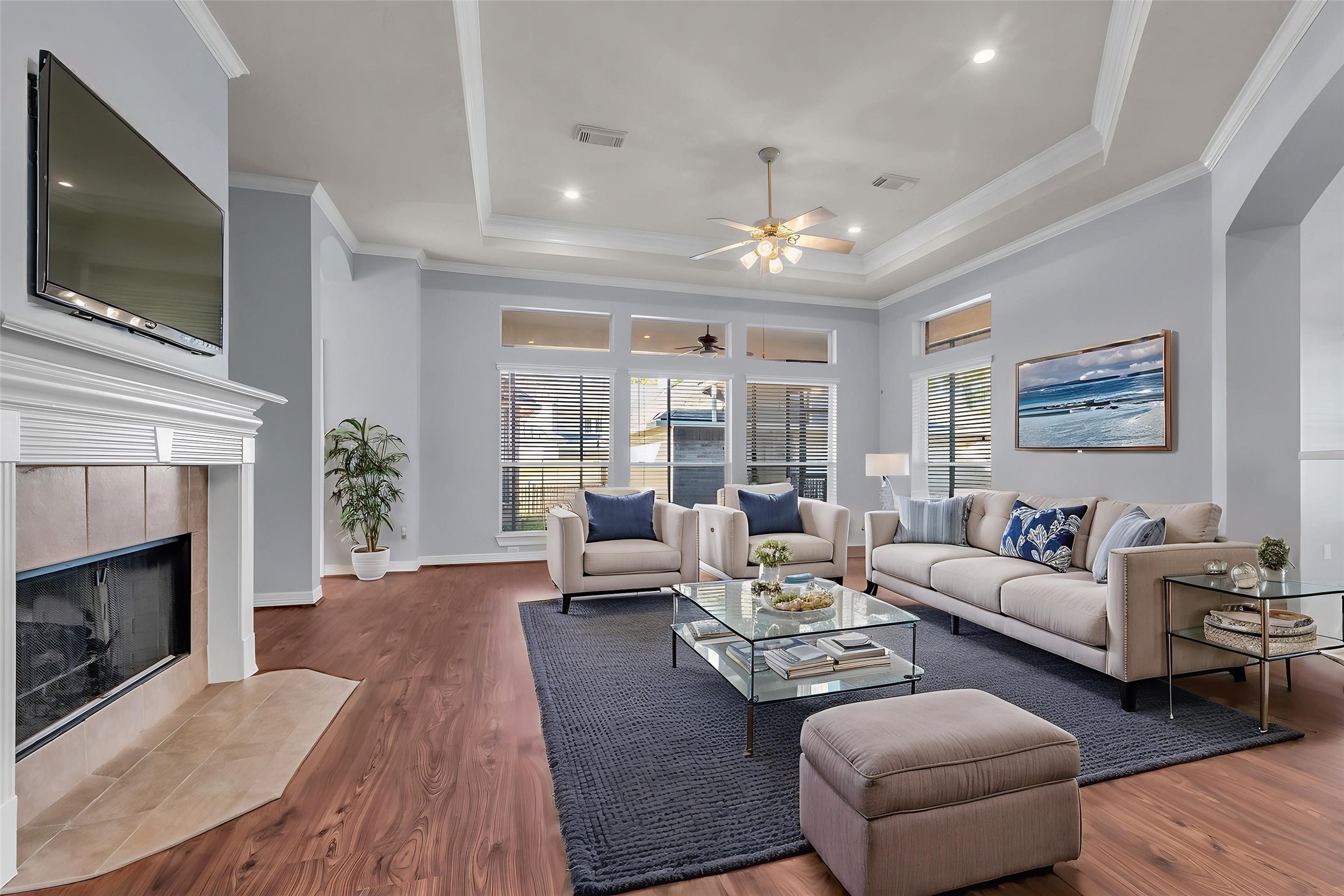 35 West Pines Drive Montgomery, TX 77356 - Photo 8 of 30 a living room with furniture fireplace and flat screen tv