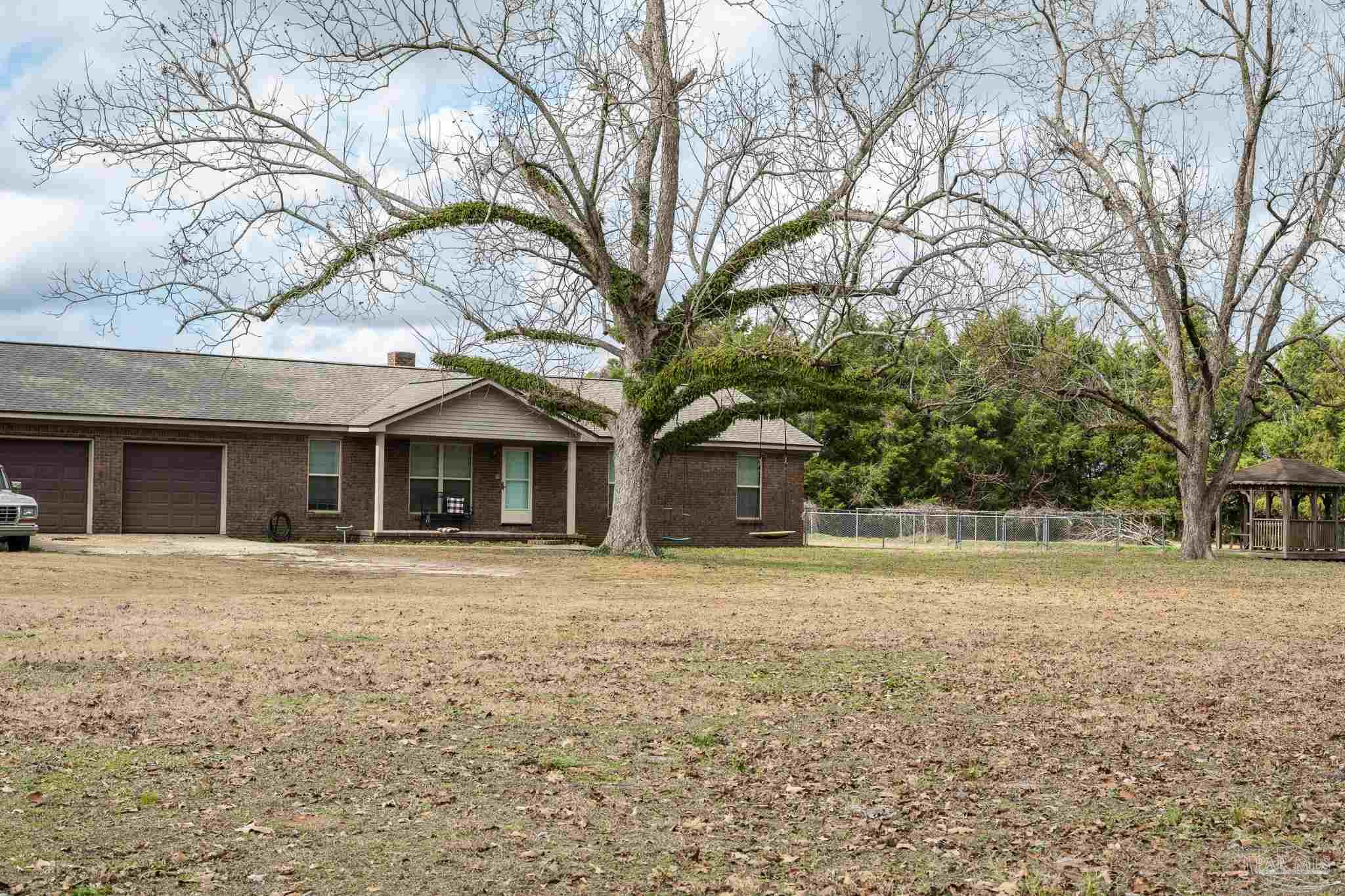 6286 Bullard Road Milton, FL 32570 - Photo 1 of 37 Gallery Image 1