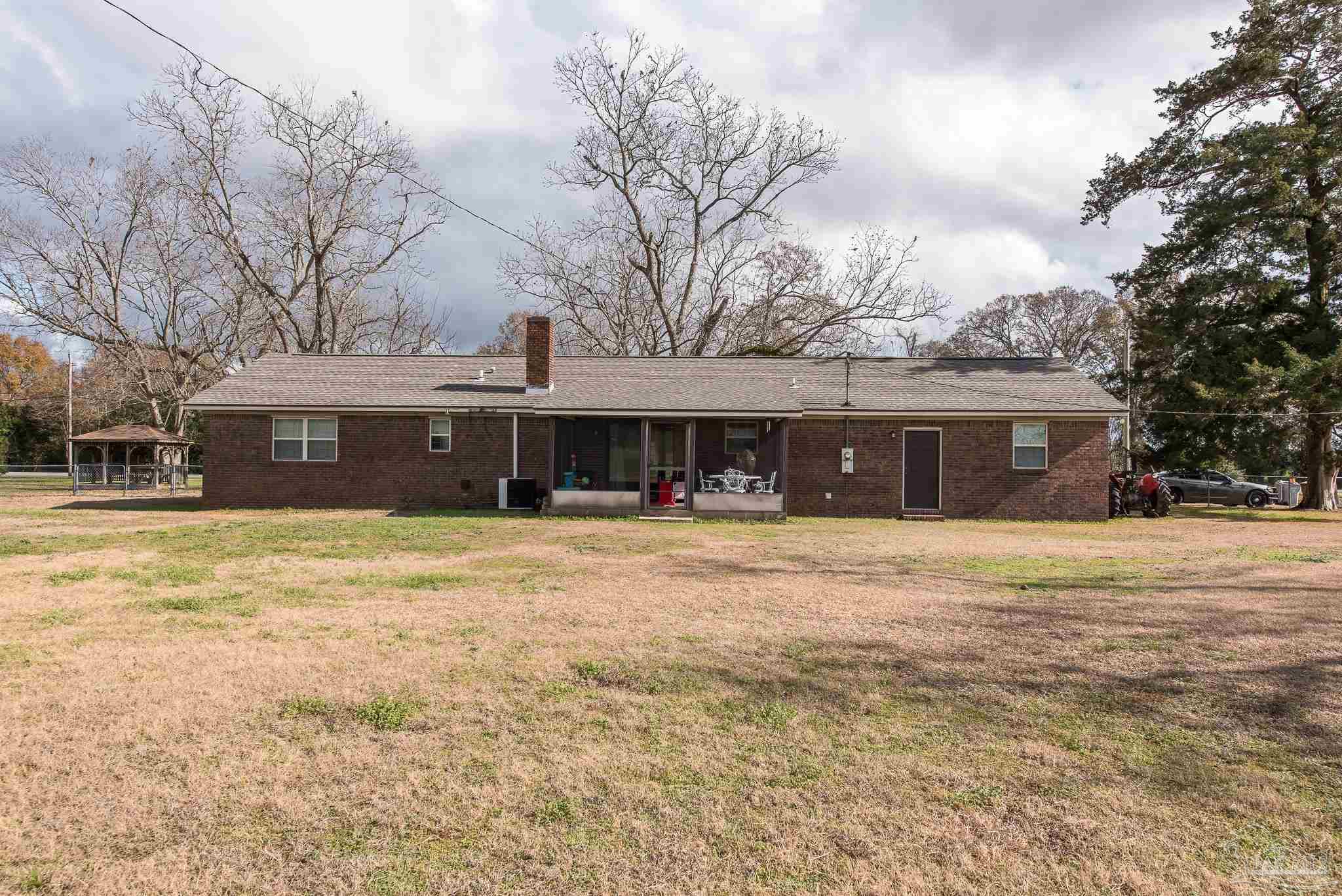 6286 Bullard Road Milton, FL 32570 - Photo 34 of 37 Gallery Image 34