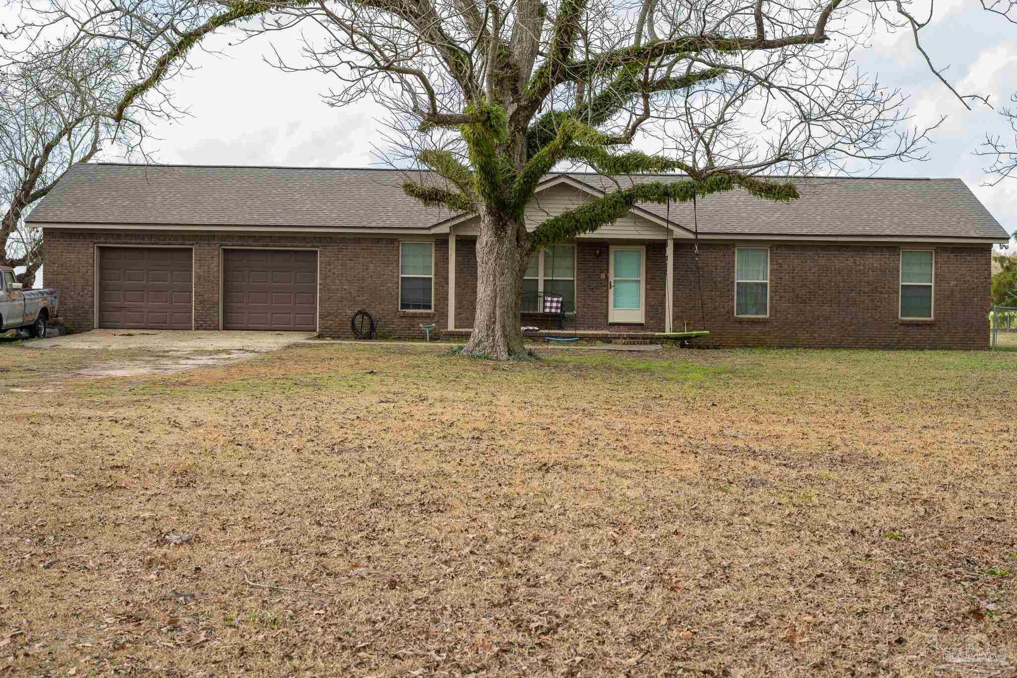 6286 Bullard Road Milton, FL 32570 - Photo 5 of 37 Gallery Image 5
