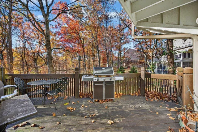 $629,000 | 9428 South Harbour Pointe Drive, Bloomington, IN 47401