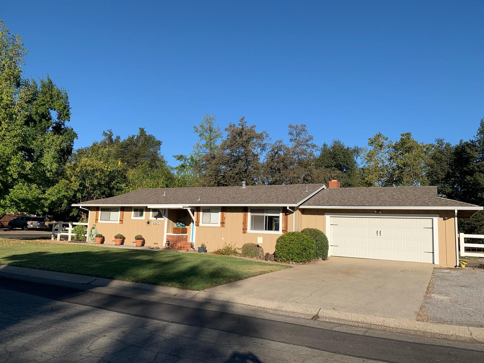 6843 Riata Drive Redding, CA 96002 - Photo 4 of 25 IMG_0554