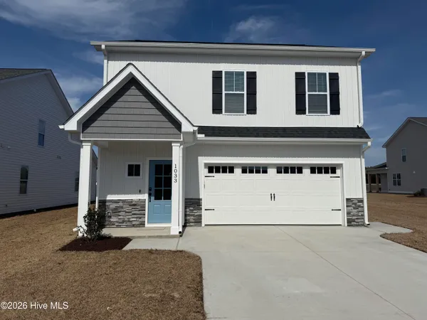 $299,900 | 1033 Seven Iron Drive, Ayden, NC 28513