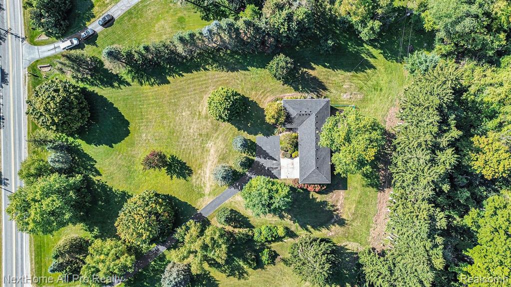 7195 Curtis Road Northville, MI 48168 - Photo 21 of 70