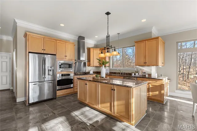 $765,000 | 140 Norfork Court, Defiance, MO 63341