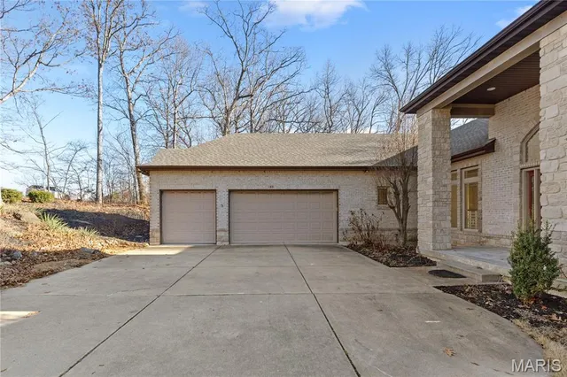 $765,000 | 140 Norfork Court, Defiance, MO 63341