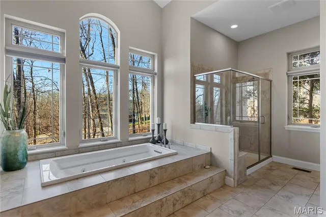 $765,000 | 140 Norfork Court, Defiance, MO 63341