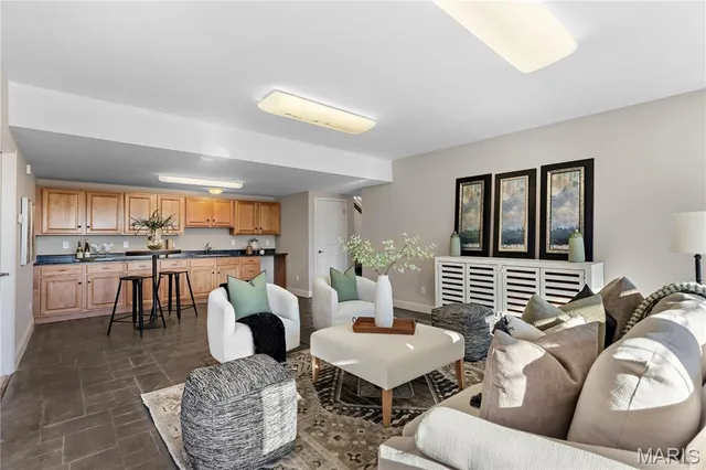 $765,000 | 140 Norfork Court, Defiance, MO 63341