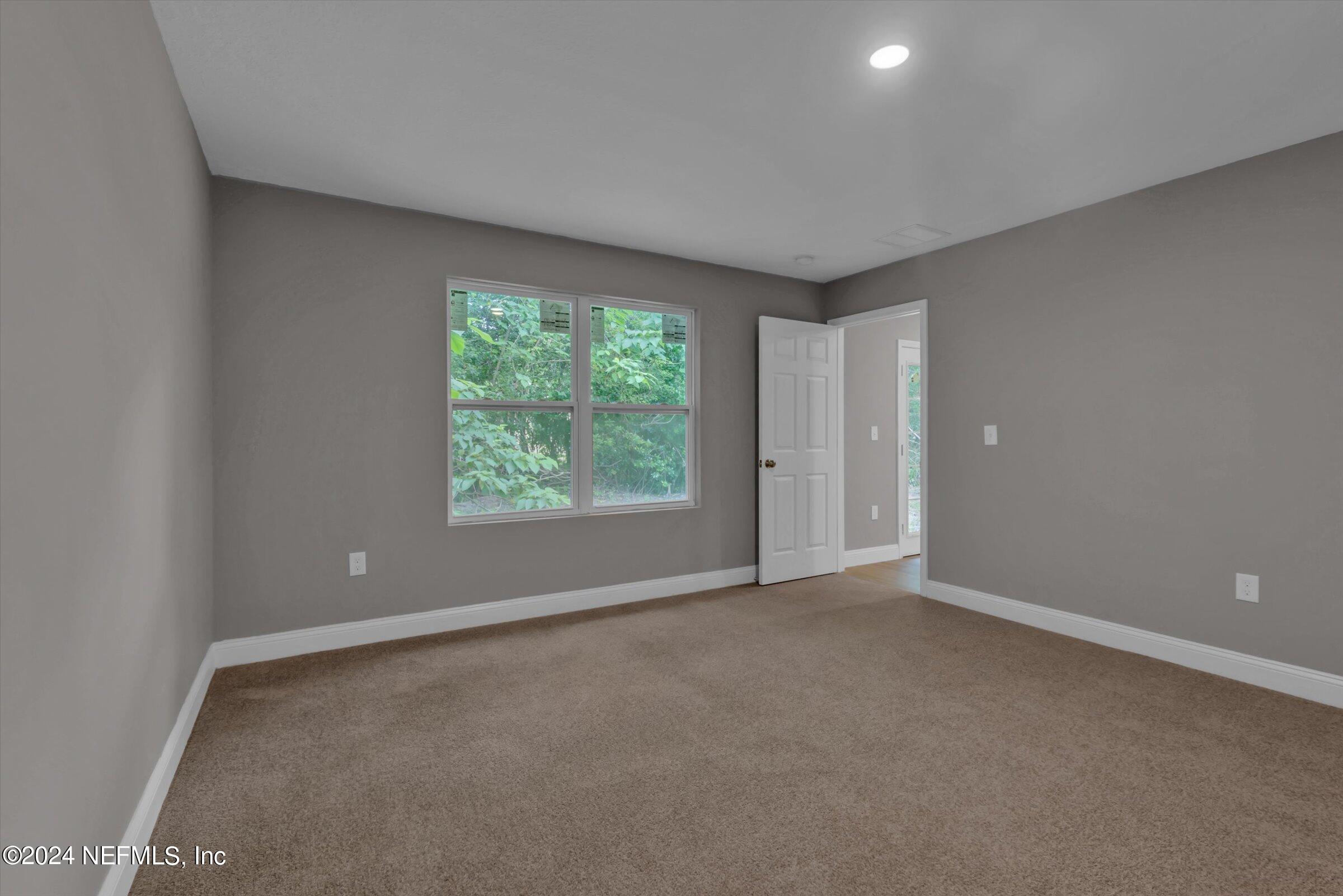 2031 Morehouse Road Jacksonville, FL 32209 - Photo 9 of 26 08-2031 Morehouse Road-8